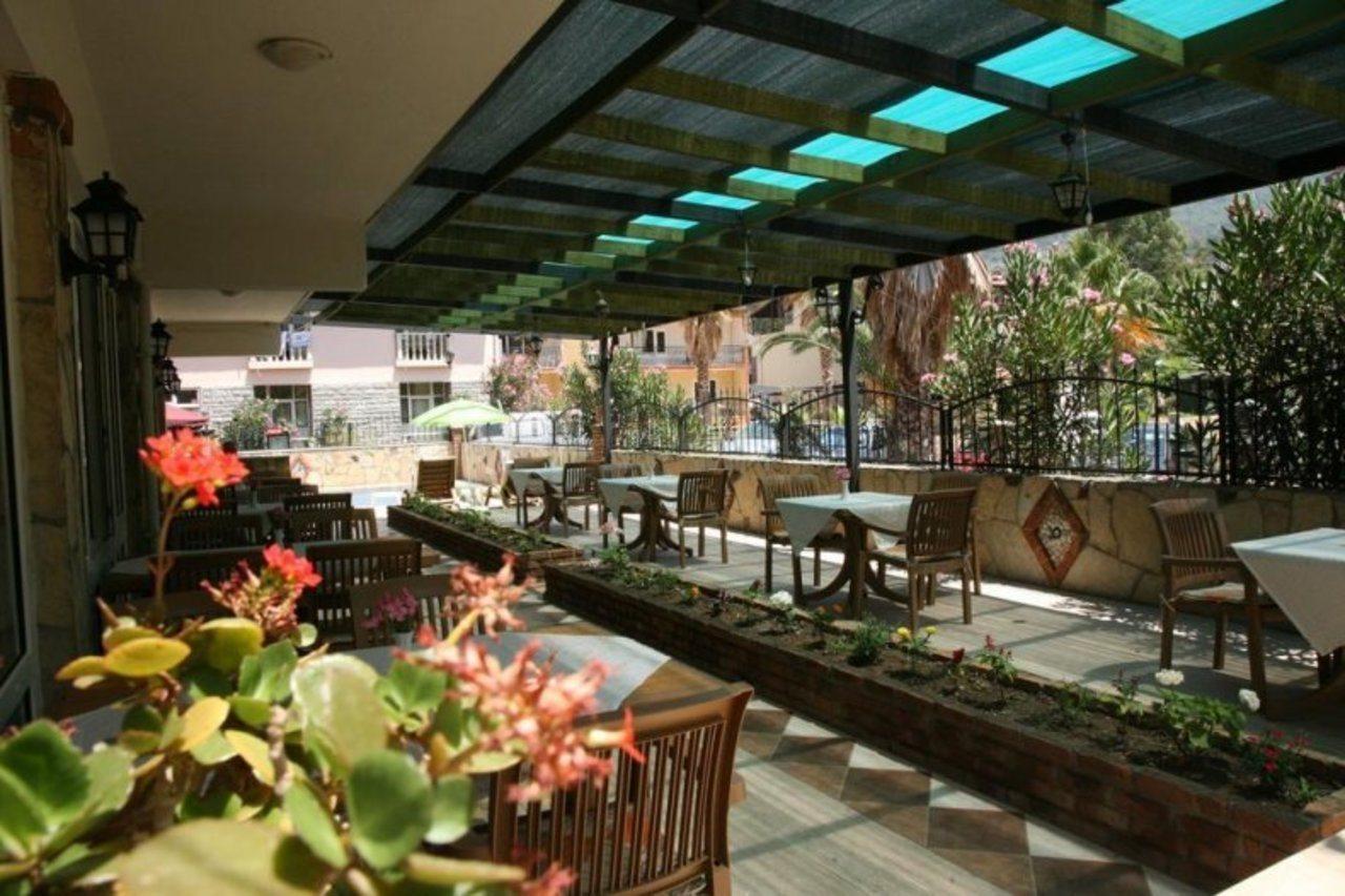 Barbaros Apart Hotel Turunç Exteriör bild